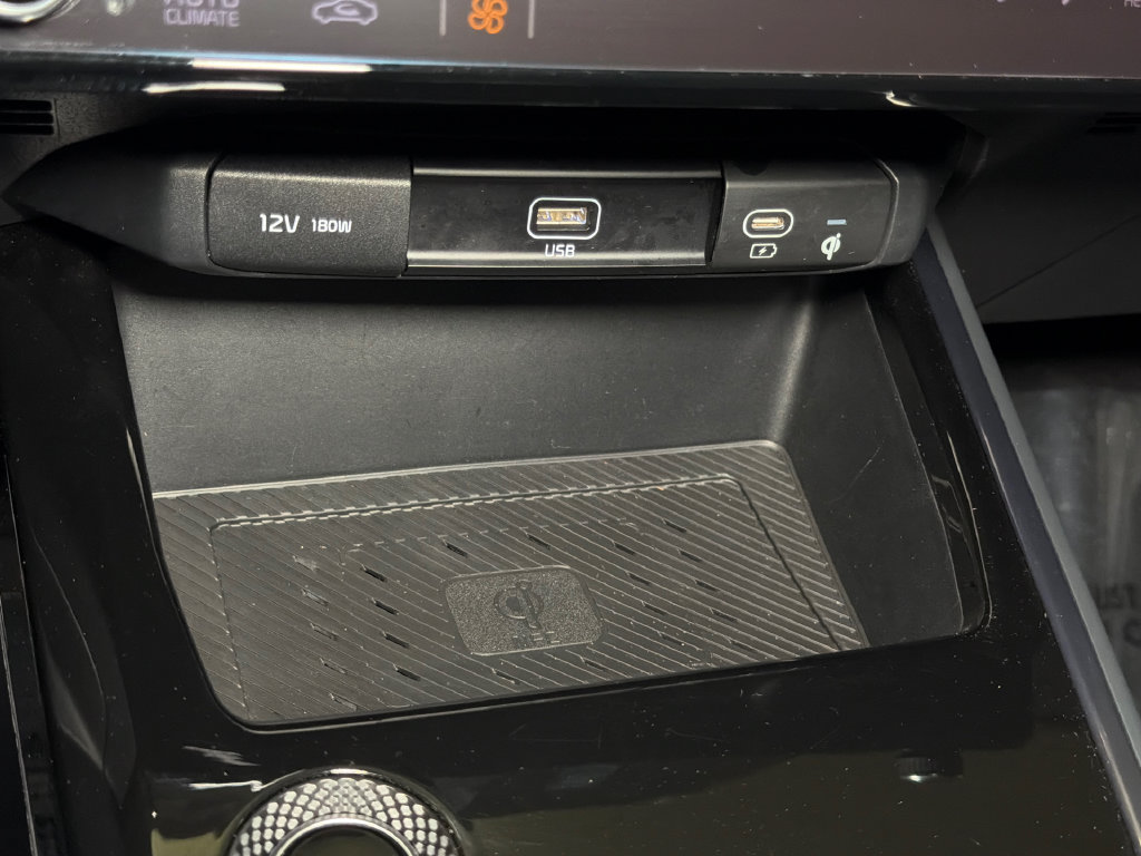 Certified 2023 Kia Niro Wave FWD image 34