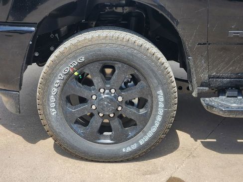 New 2026 RAM 2500 Laramie w/ Night Edition AWD/4WD image 7