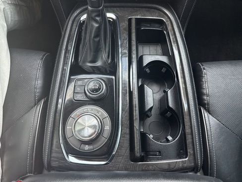 Used 2021 INFINITI QX80 Luxe image 26