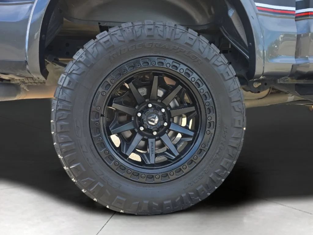 Used 2018 Ford F150 Lariat w/ Equipment Group 502A Luxury AWD/4WD image 35