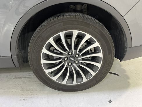 Used 2023 Lincoln Aviator Reserve w/ Elements Package Plus image 6