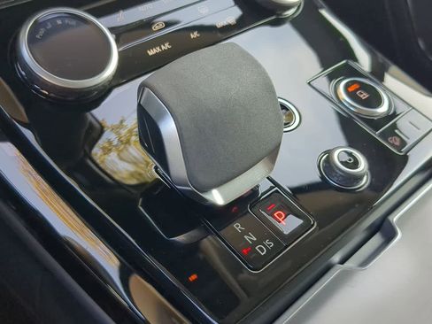 Used 2023 Land Rover Range Rover Sport SE image 34