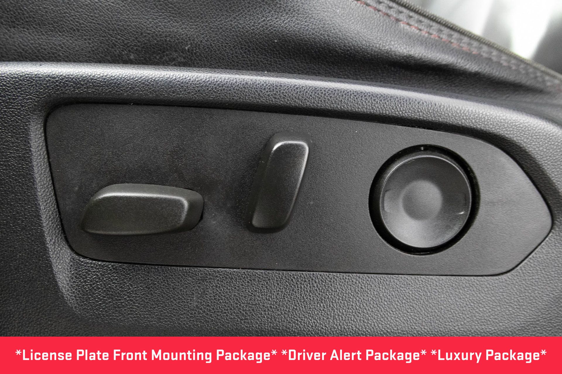 Used 2022 Chevrolet Tahoe RST w/ Luxury Package AWD/4WD image 9