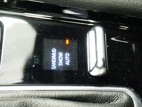 New 2026 Jeep Compass Limited image 37