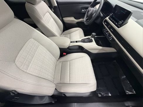 Certified 2025 Honda HR-V LX image 21