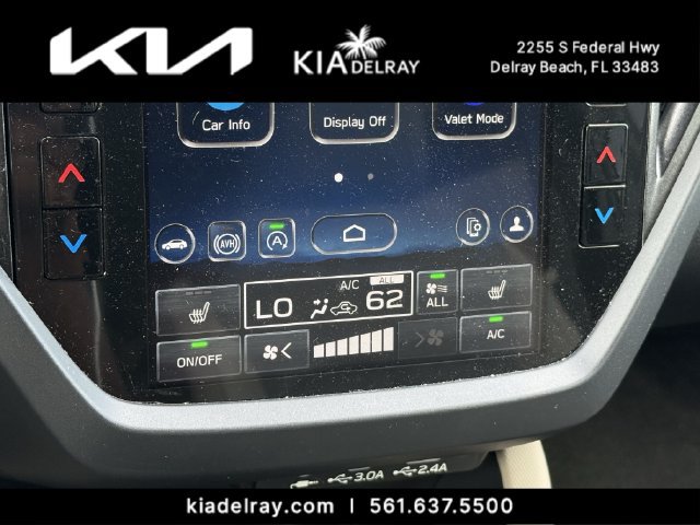 Used 2025 Subaru Forester Premium AWD/4WD image 22