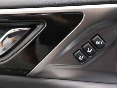 Used 2023 Subaru Legacy Limited image 17