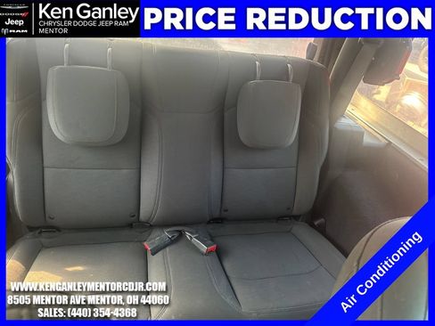 Used 2020 Jeep Wrangler Sport AWD/4WD image 19