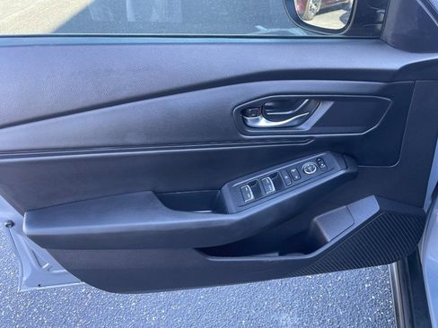 Used 2025 Honda Accord SE image 15