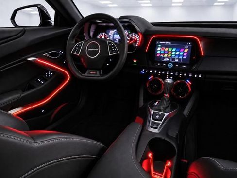 Used 2021 Chevrolet Camaro SS RWD image 38