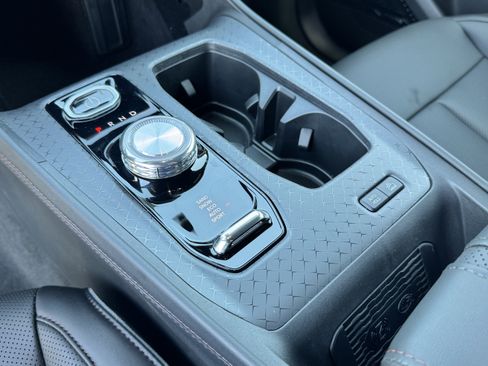 New 2025 Jeep Wagoneer S Limited image 23