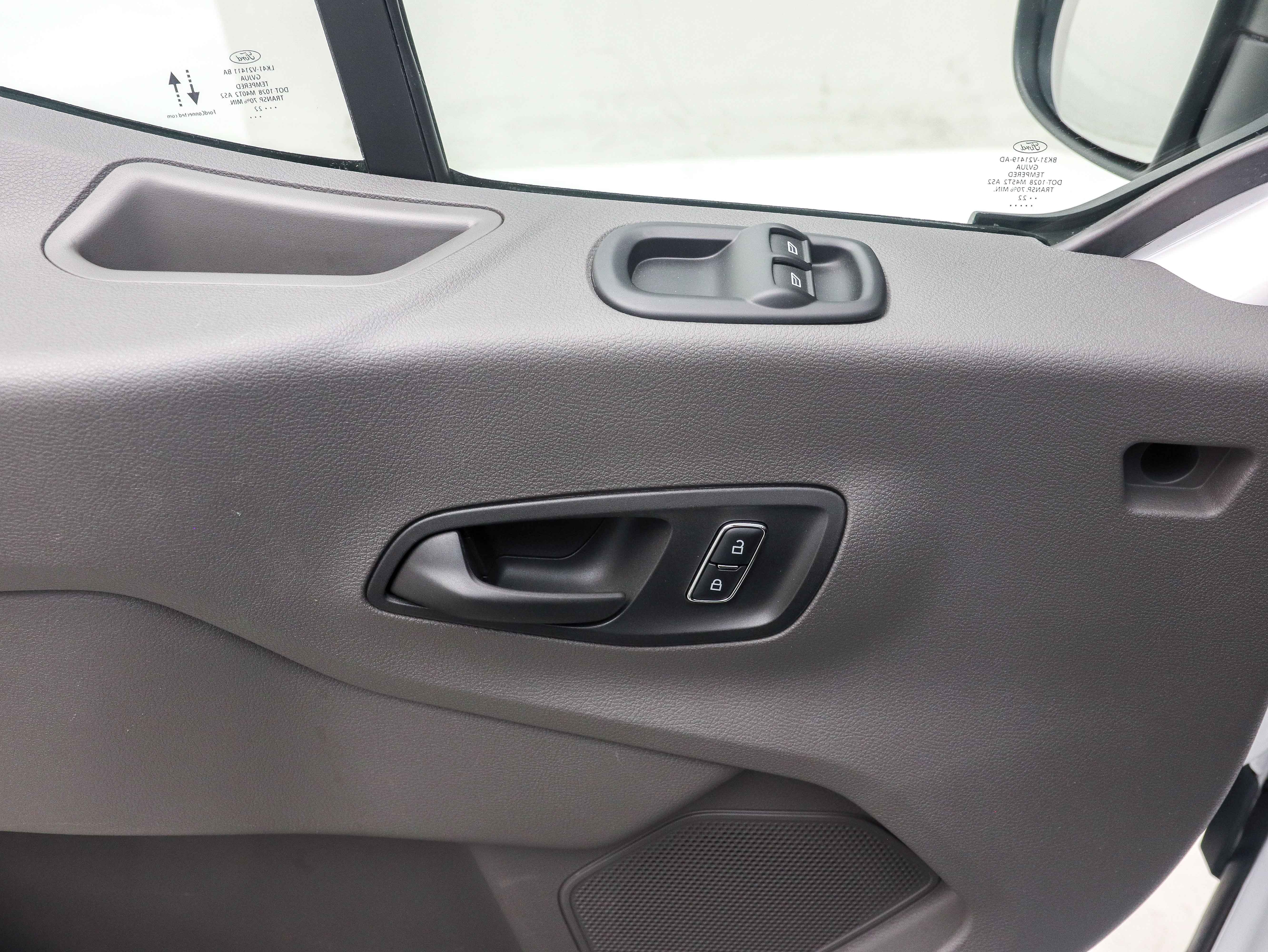 Used 2022 Ford Transit 350 XLT RWD image 19