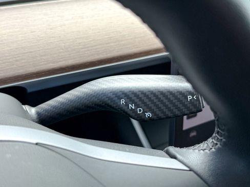 Used 2020 Tesla Model Y Performance image 23