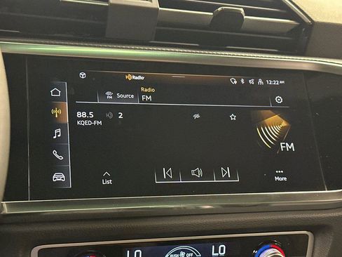 New 2025 Audi Q3 2.0T Premium image 17