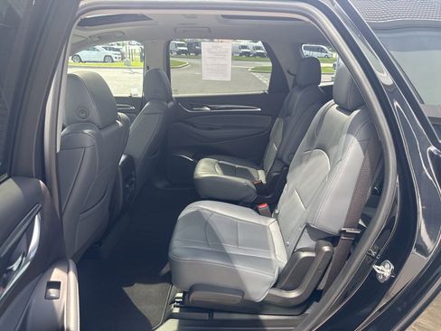 Used 2021 Buick Enclave Essence w/ Sound and Sites Package AWD/4WD image 50