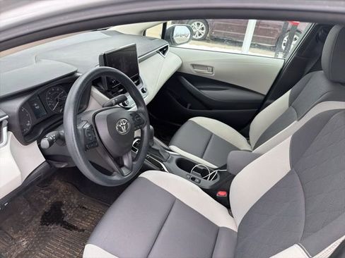 Used 2023 Toyota Corolla LE image 8