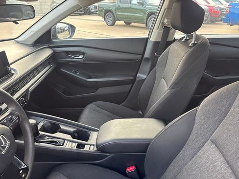 Used 2024 Honda Accord LX image 41