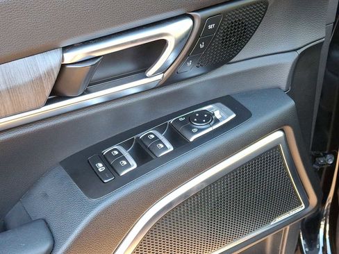 Used 2024 Kia Telluride SX Prestige w/ Towing Package image 30