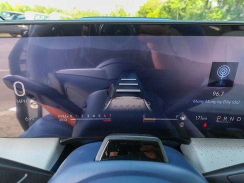 New 2026 Buick Enclave Avenir w/ Super Cruise Package FWD image 18