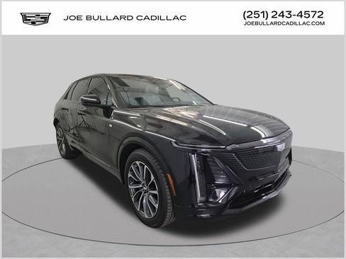 New 2026 Cadillac Lyriq Sport w/ LPO, Floor Liner Package AWD/4WD image 1