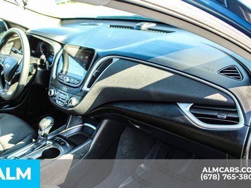 Used 2025 Chevrolet Malibu LT FWD image 21