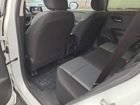 Used 2023 Nissan Rogue SV image 20