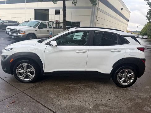 Used 2022 Hyundai Kona SEL w/ Convenience Package AWD/4WD image 7