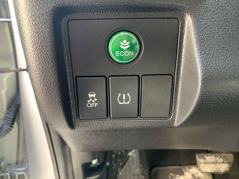 Used 2022 Honda HR-V LX image 24