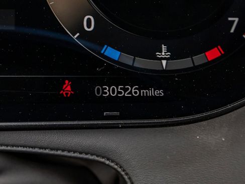 Used 2023 Land Rover Range Rover Long Wheelbase Autobiography image 16