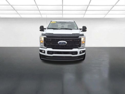Used 2024 Ford F350 XLT image 8