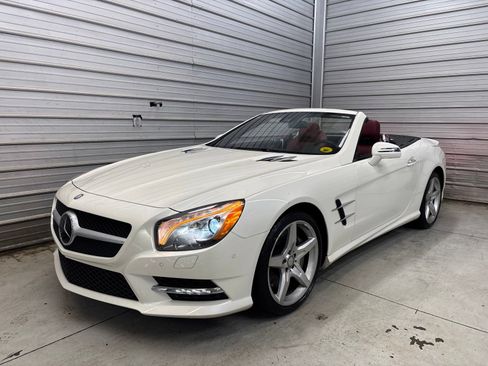 Used 2014 Mercedes-Benz SL 550 image 11