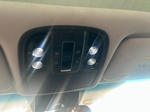 Used 2020 Kia Sorento EX AWD/4WD image 27