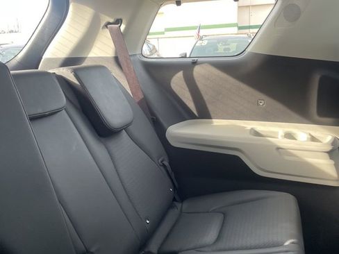 Used 2024 Kia Carnival SX Prestige image 13