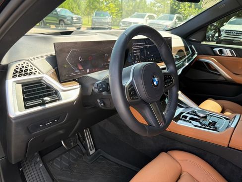 Used 2025 BMW X6 xDrive40i w/ Climate Comfort Package AWD/4WD image 18