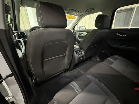 Certified 2024 Chevrolet Blazer LT w/ Convenience Package image 21