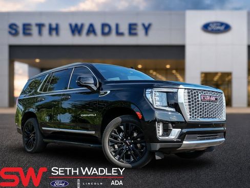 Used 2024 GMC Yukon Denali w/ Advanced Technology Package AWD/4WD image 1
