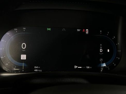 Used 2023 Volvo XC40 B5 Plus w/ Driver Assist Package image 15