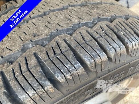 Used 2024 Ford Transit 250 Low Roof AWD w/ Exterior Upgrade Package image 15