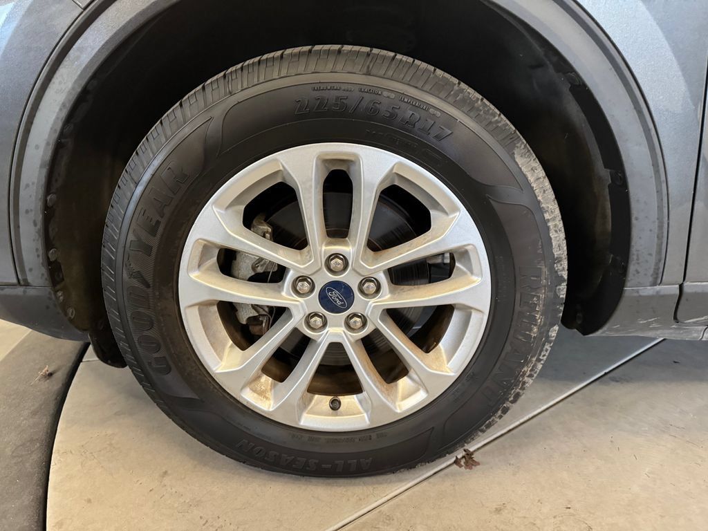 Used 2020 Ford Escape SE AWD/4WD image 26