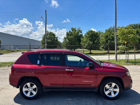 Used 2016 Jeep Compass Sport w/ Power Value Group AWD/4WD image 2