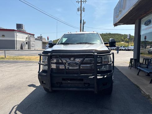 Used 2017 Ford F350 Lariat w/ FX4 Off-Road Package AWD/4WD image 2