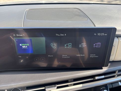 Used 2025 Hyundai Santa Fe SEL image 22