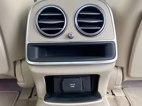 Used 2015 Mercedes-Benz S 550 4MATIC Sedan image 26