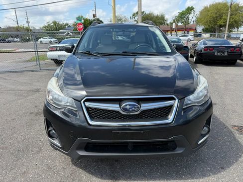 Used 2016 Subaru Crosstrek 2.0i Premium image 2