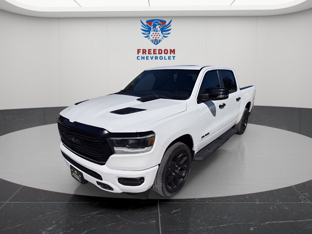 Used 2023 RAM 1500 Laramie AWD/4WD image 1
