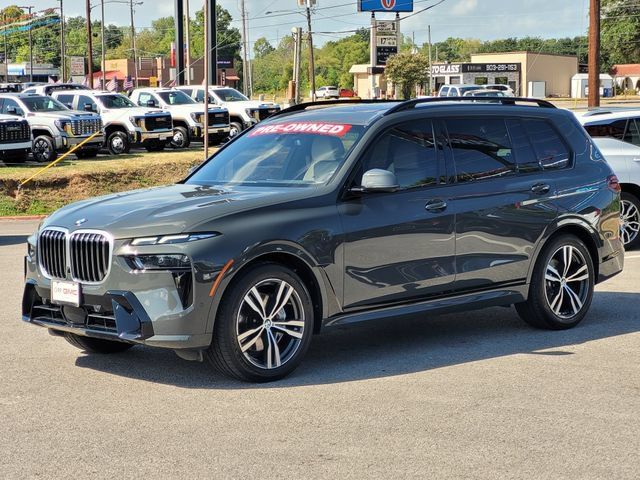 Used 2023 BMW X7 xDrive40i w/ M Sport Package AWD/4WD image 3