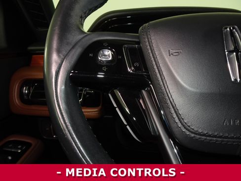 Used 2020 Lincoln Aviator Reserve w/ Class IV Trailer Tow Package image 14