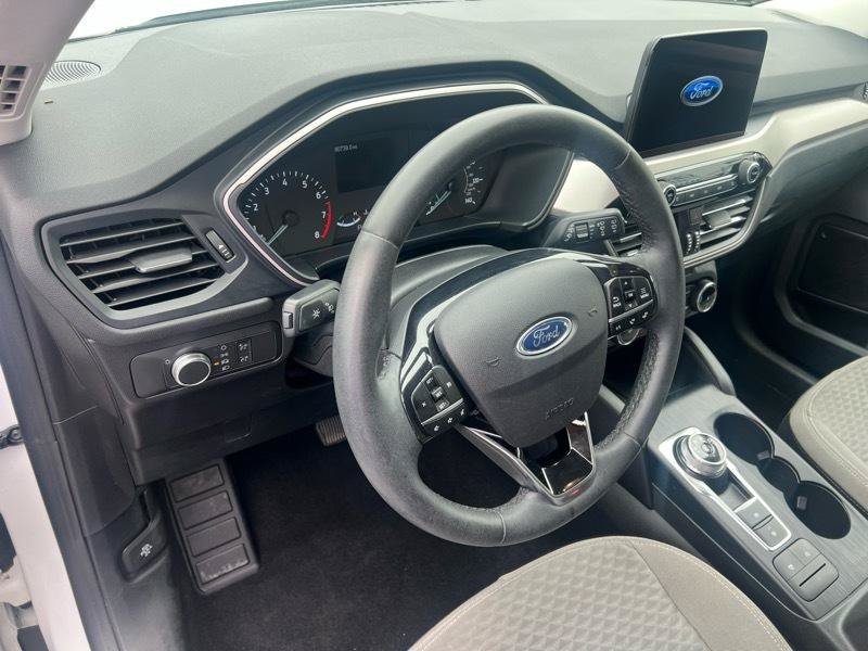 Used 2022 Ford Escape SE w/ Cold Weather Package AWD/4WD image 11