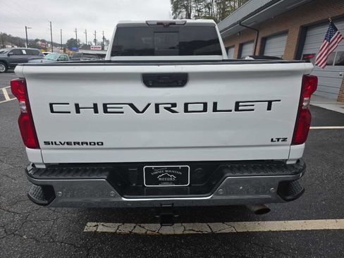 Used 2020 Chevrolet Silverado 2500 LTZ w/ LTZ Premium Package image 4