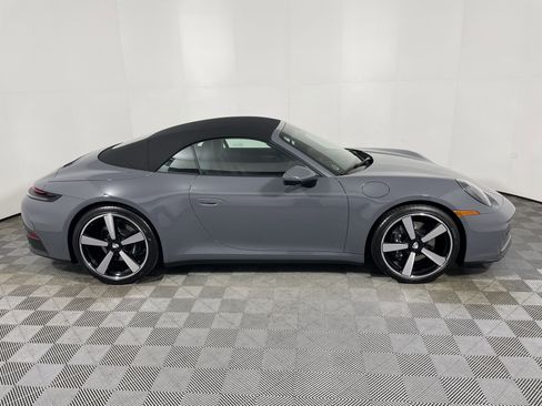 Used 2025 Porsche 911 Carrera image 27